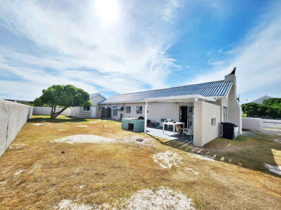 3 Bedroom Property for Sale in Struisbaai Western Cape